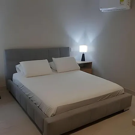 1 Frente A Playa De Morros. Piscina Apartment